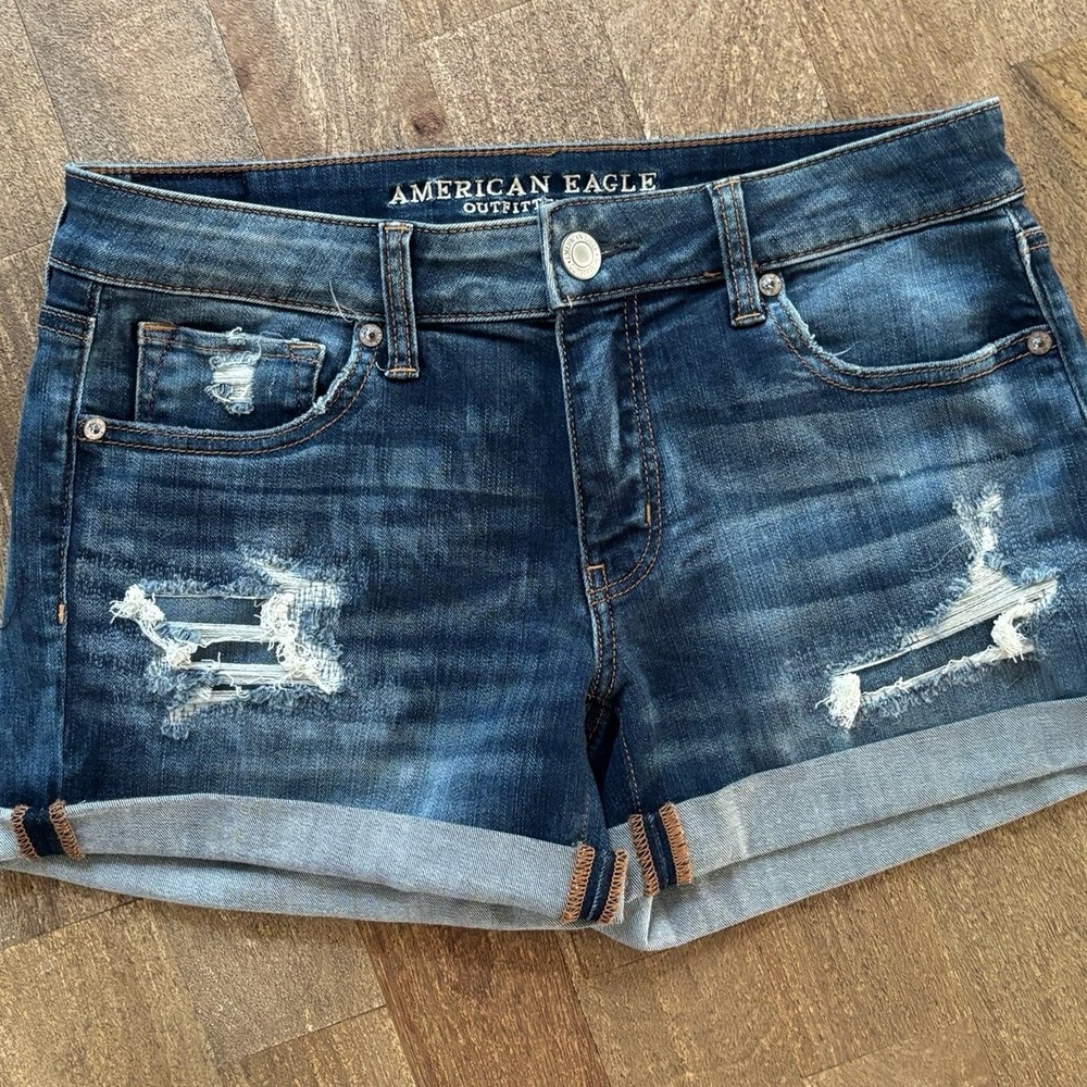 American Eagle OutfittersDenim ShortsCuffed Distressed Denim Jorts Cuffed S 8 - Picture 2 of 10